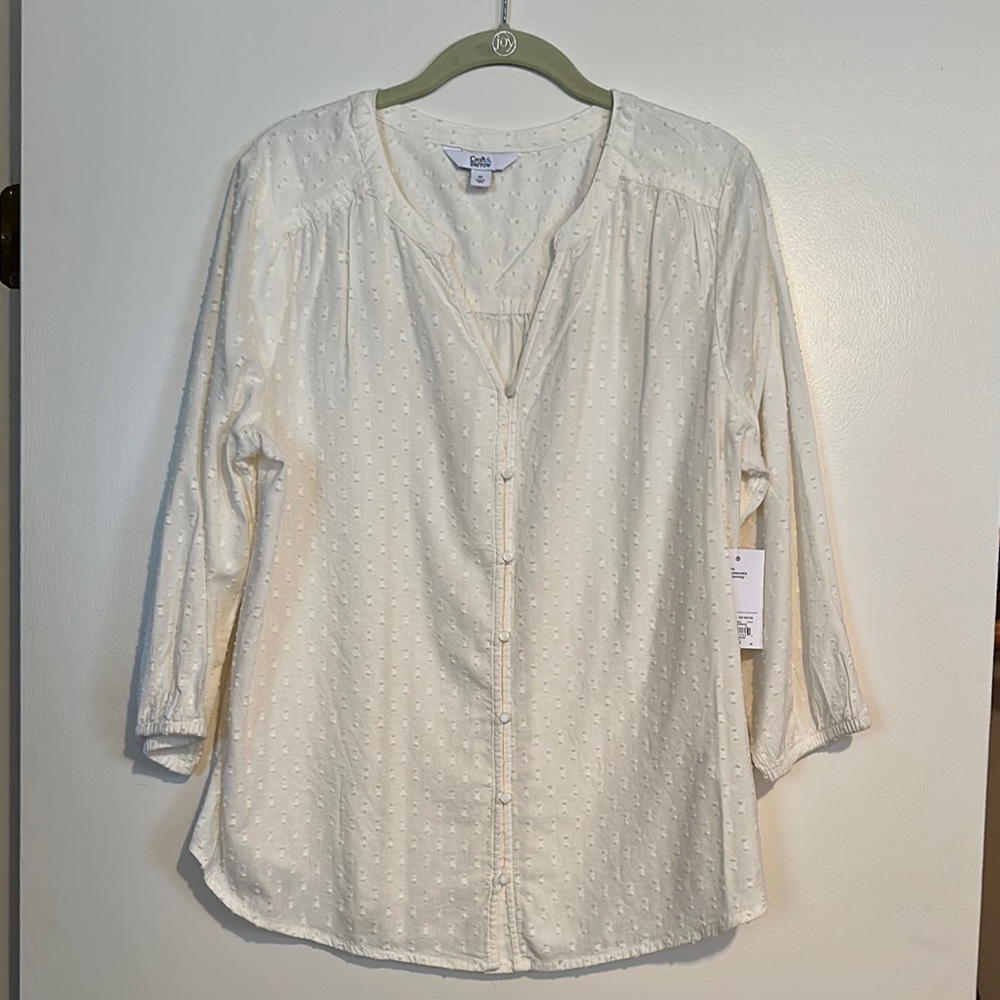 Croft & Barrow Cream Blouse with Mandarin Collar and Relaxed Fit